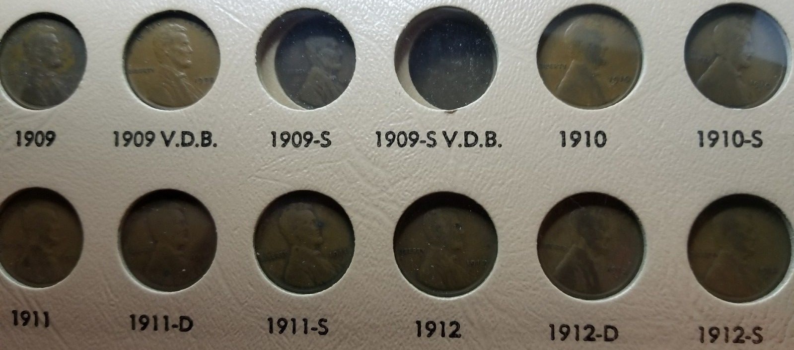 1909-2007-Lincoln-Cents-In-Dansco-Missing-Some-Keys